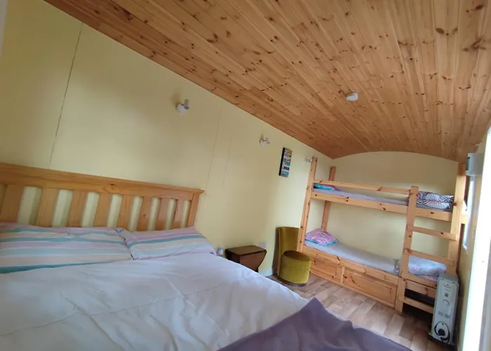 Glamping At Doon Angus Farm