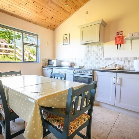 Glamping At Doon Angus Farm