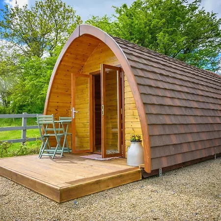 Chalet Glamping At Doon Angus Farm *