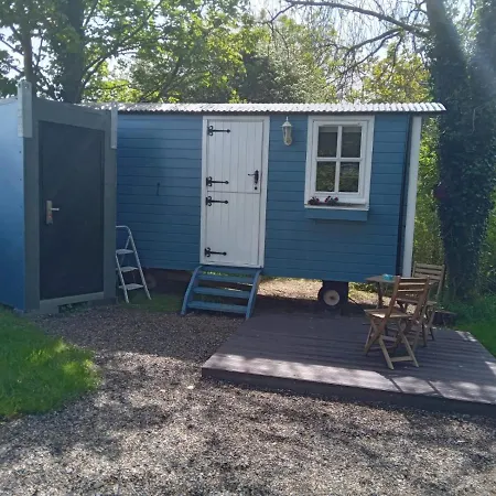 Glamping At Doon Angus Farm Chalet Westport