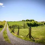 Glamping At Doon Angus Farm