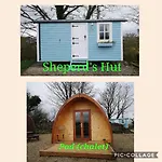 Glamping At Doon Angus Farm 샬레