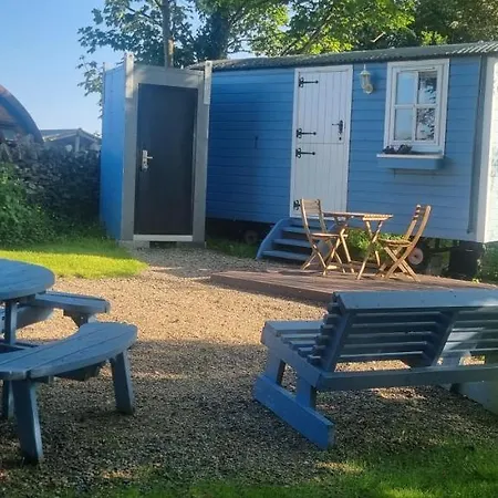 Glamping At Doon Angus Farm Horská chata *
